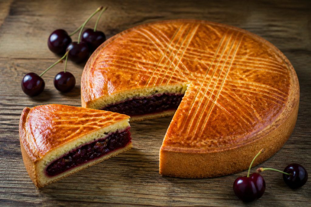 Gateau basque aux cerises noires